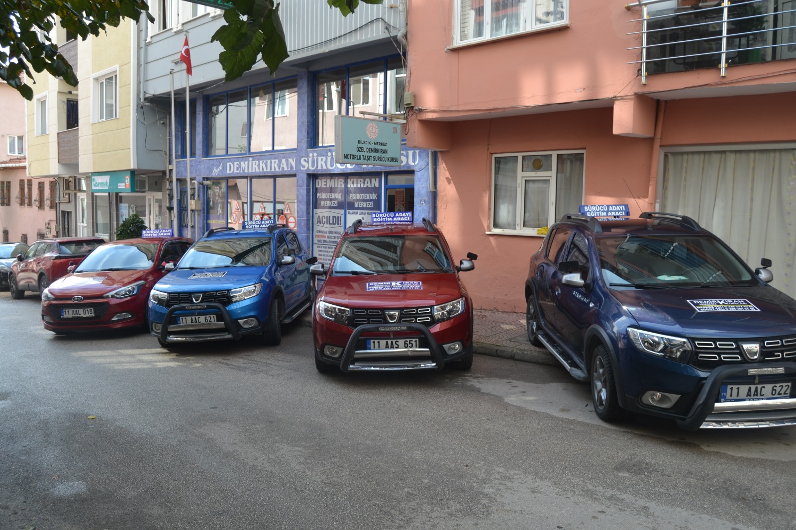 KURSLARIMIZDAN KARELER